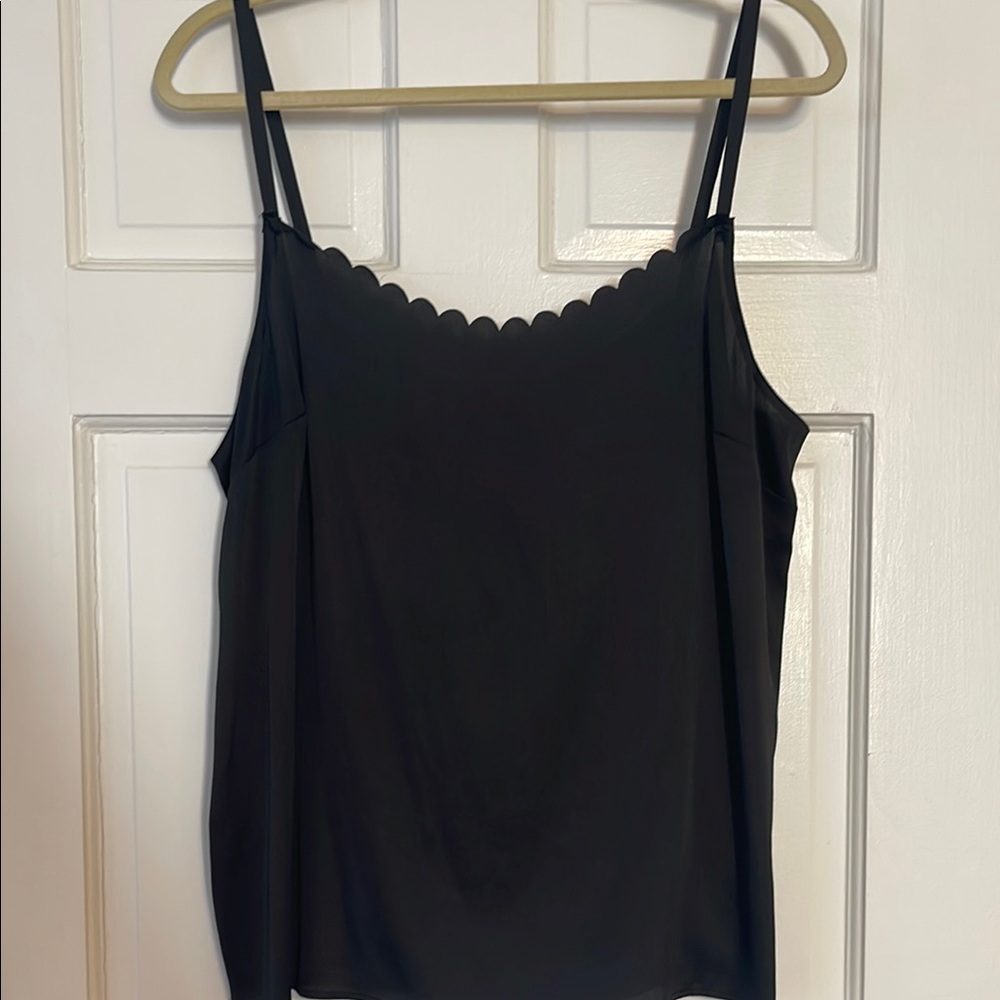 Elegant Black Scallop-Edge Women's Top